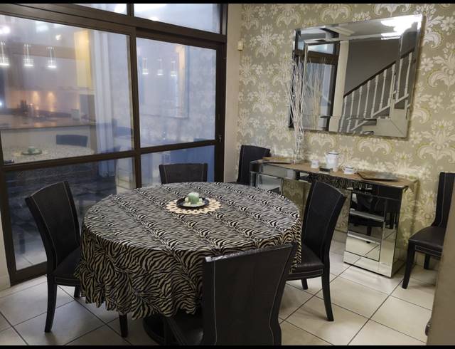3 BEDROOM TOWNHOUSE FOR SALE IN BULWER